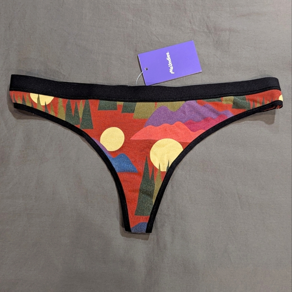 MeUndies UltraModal Thong Mountain High Scenic Print Panties Size Small Women's
